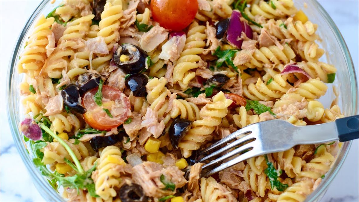 سلطة التونة بالمكرونة