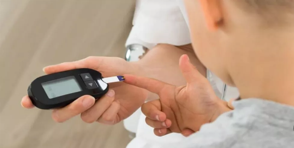معاناة الأطفال مرضى السكر، فيتو