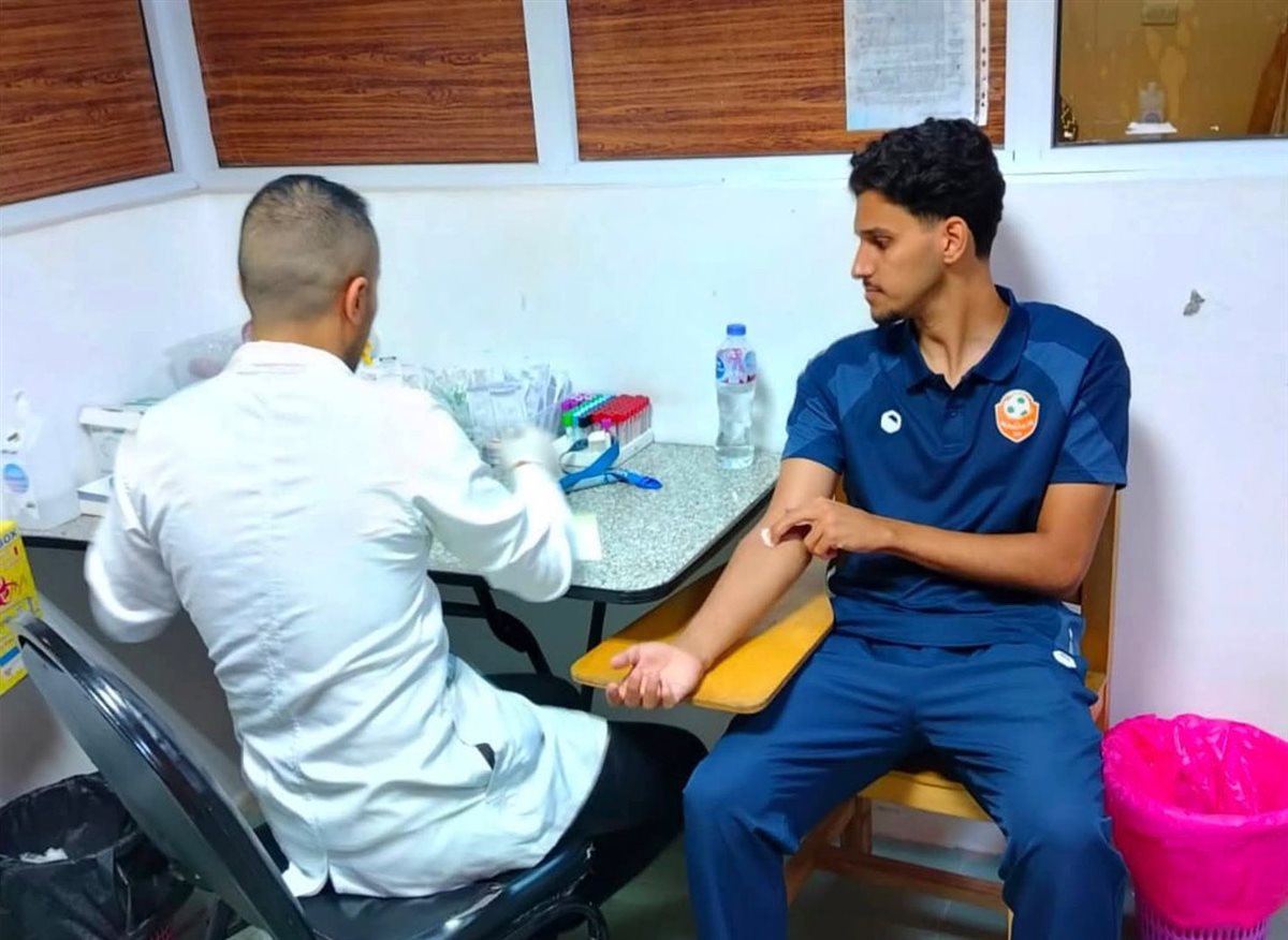 جانب من إجراء الكشف الطبي للفريق، فيتو