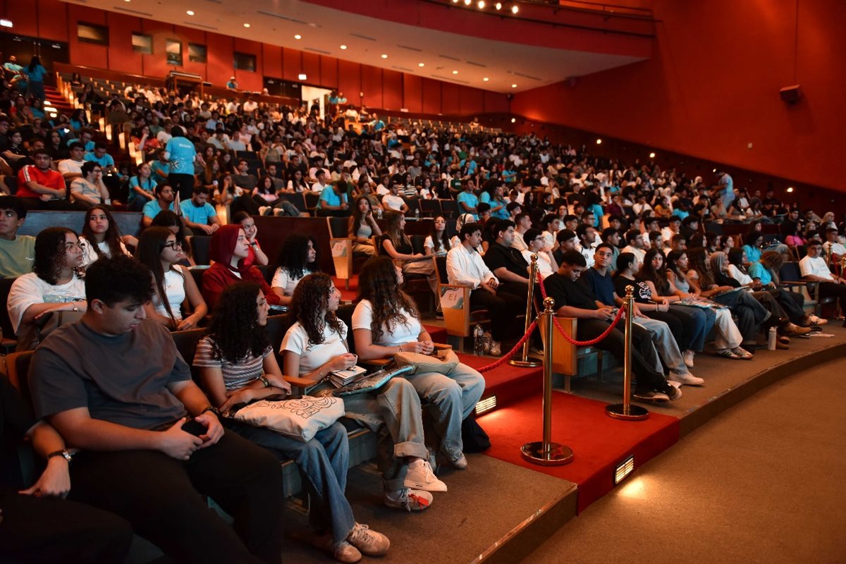 استقبال الطلاب الجدد بالجامعة الأمريكية بالقاهرة