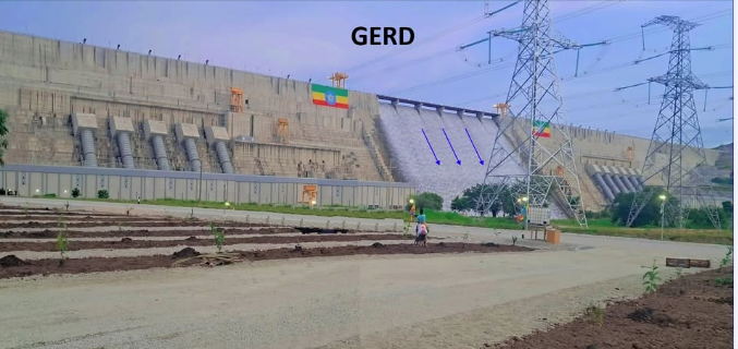 إغلاق بوابات سد النهضة والمياة تخرج من الممر الأوسط، فيتو