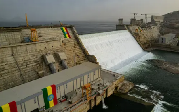 تدفق المياه أعلى سد النهضة، فيتو