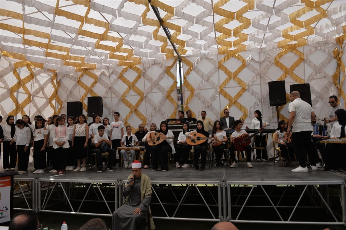 عروض فنية في ختام الأنشطة الطلابية