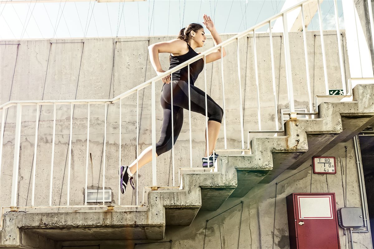 فوائد صعود السلم 