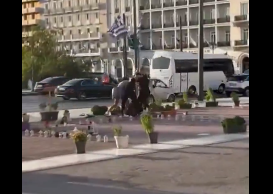 أوسعوا جندي إحتلال ضربًا، فيتو