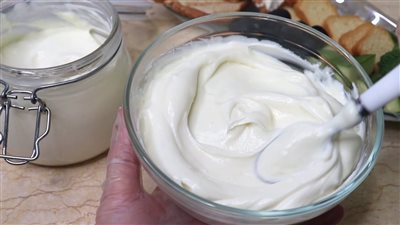 طريقة عمل الجبن الكريمي