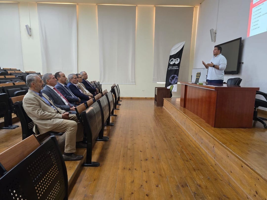 وفد جامعة الزيتونة بالجامعة البريطانية