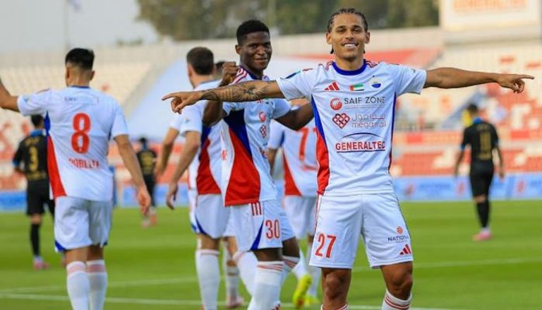 الشتارقة الإماراتي، فيتو