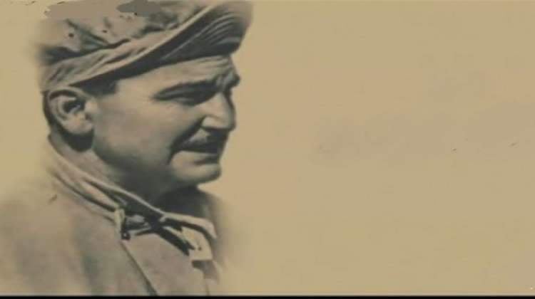 احمد حمروش اثناء اشتراكه فى حرب 48