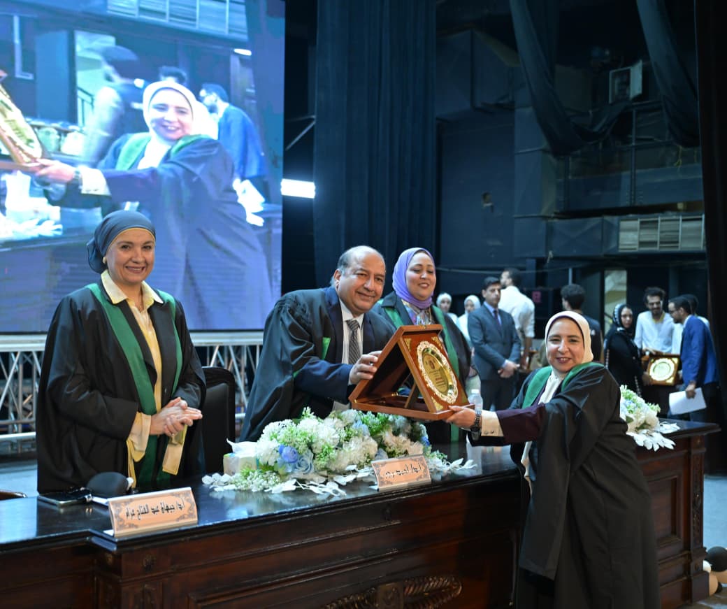 حفل تخرج كلية الطفولة المبكرة بجامعة القاهرة