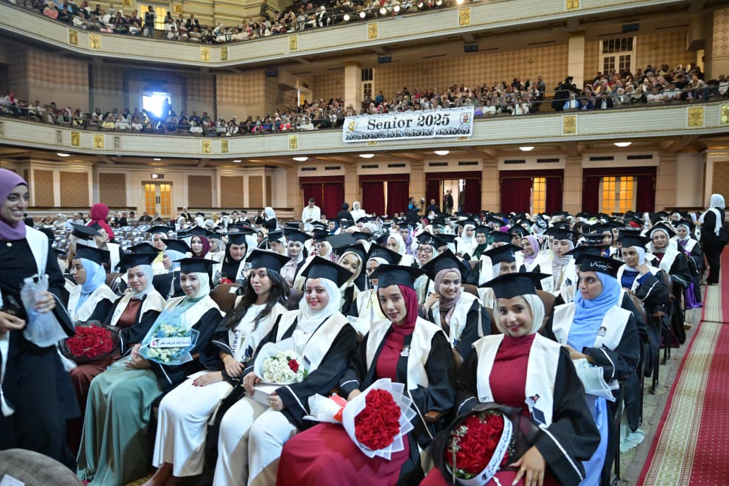 حفل تخرج كلية الطفولة المبكرة بجامعة القاهرة