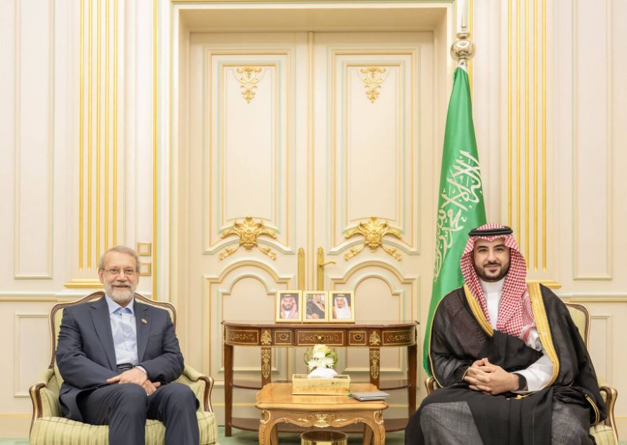 وزير الدفاع السعودي مع لاريجاني، فيتو