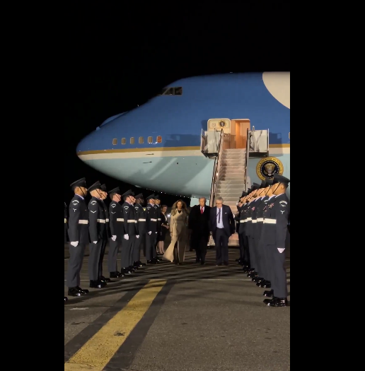 استقبال ترامب وزوجته في المطار بدون سجادة حمراء، فيتو