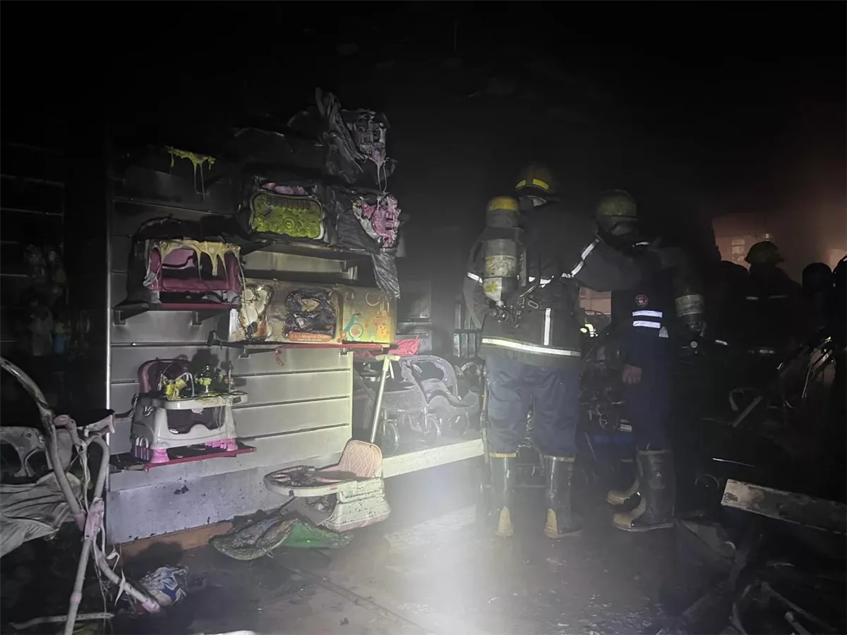 حريق محل ألعاب أطفال بمدينة نصر