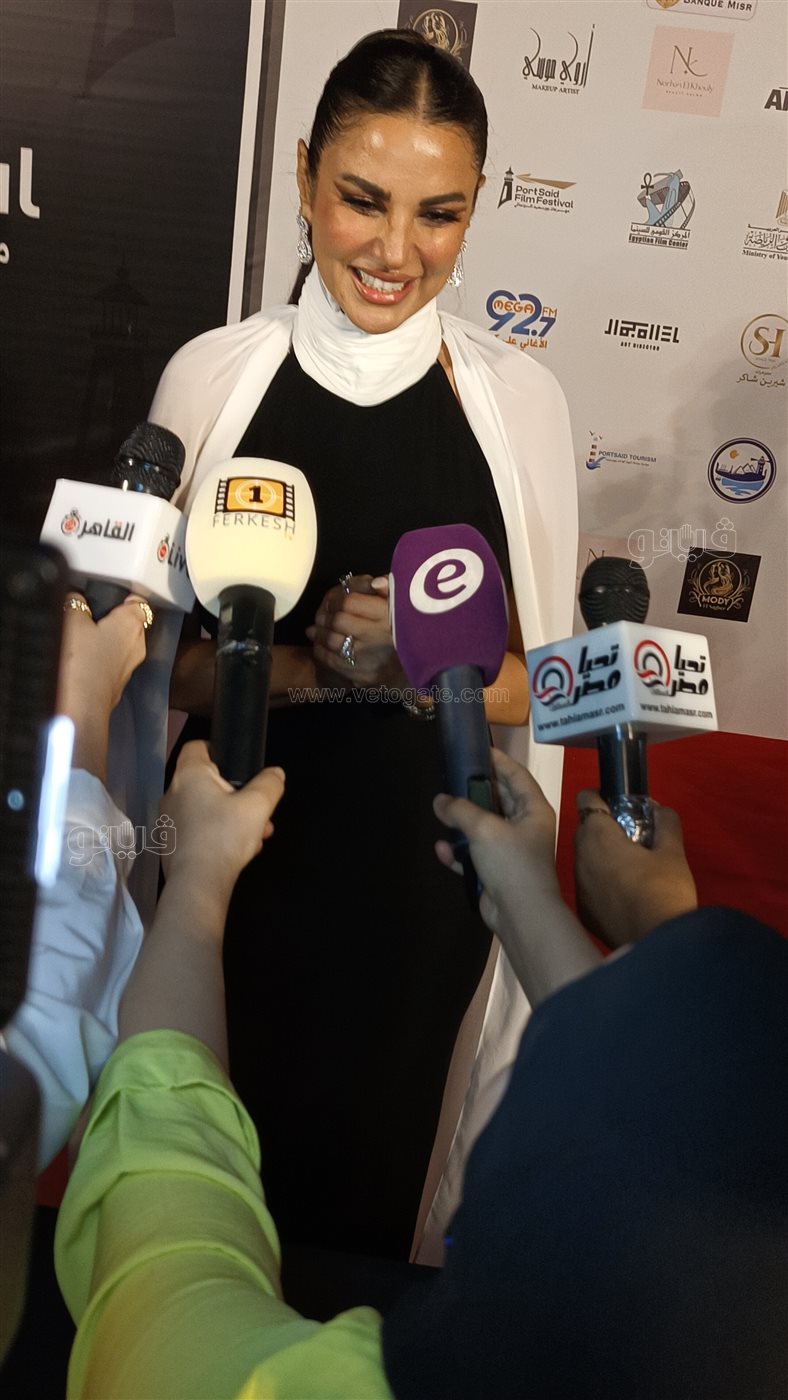 درة تخطف الانظار بمهرجان بورسعيد السينمائي الدولي، فيتو 