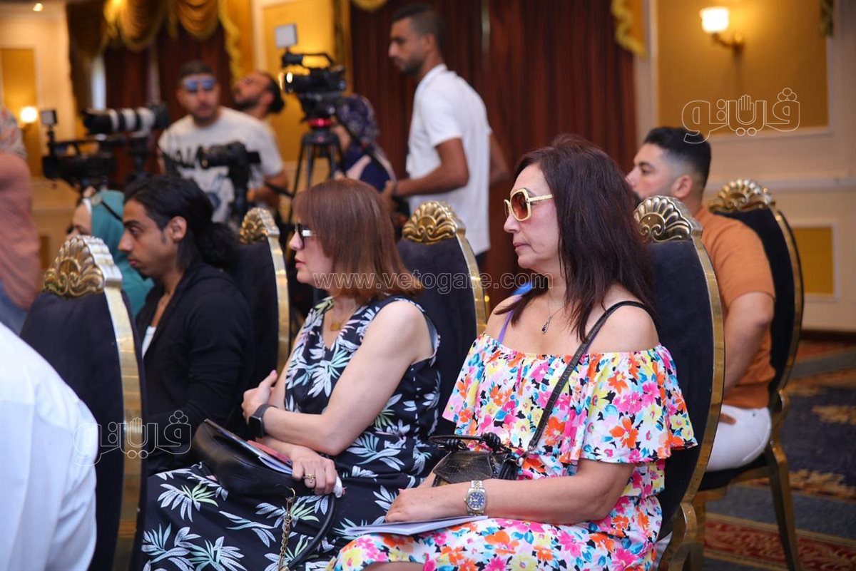 ندوة تكريم النجم محمود ياسين خلال المهرجان، فيتو 