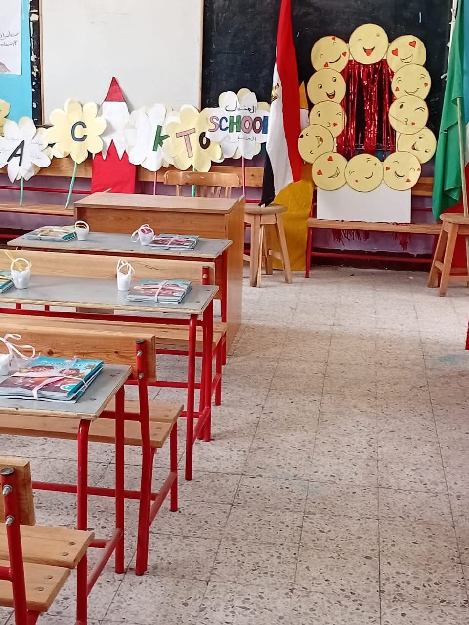 جانب من مظاهر الاستعداد لاستقبال الطلاب، فيتو