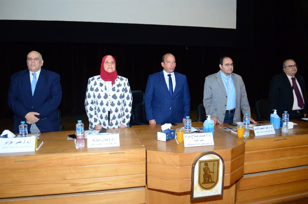 استقبال الطلاب الجدد بطب قصر العيني