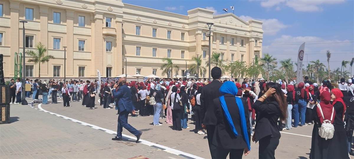 انطلاق العام الدراسي الجديد بجامعة القاهرة الأهلية 