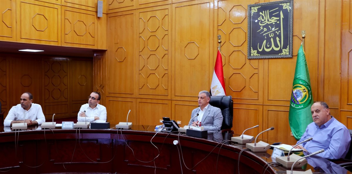 جانب من الاجتماع، فيتو