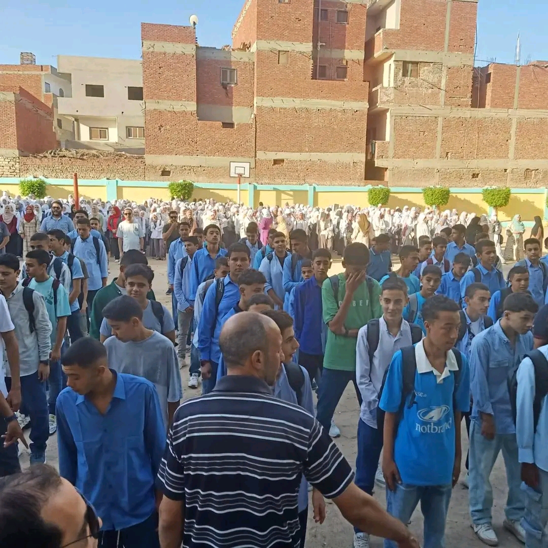 مدارس الشرقية،فيتو