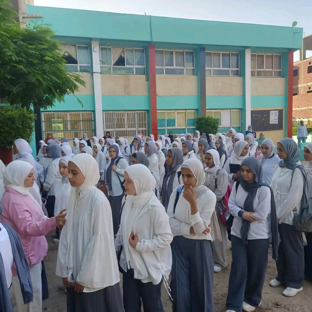 مدارس الشرقية،فيتو