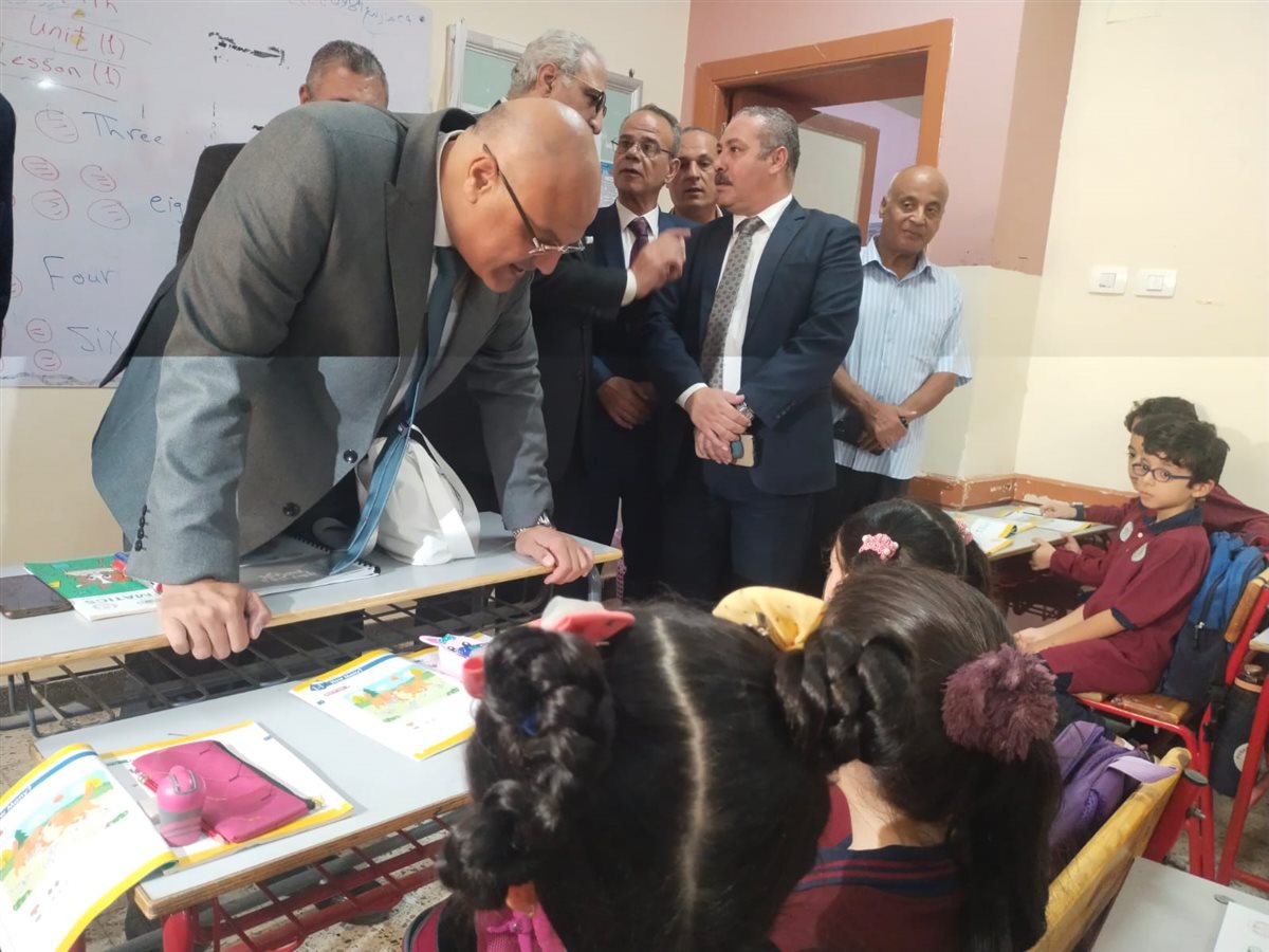 محافظ القليوبية يتابع انتظام الدراسة  ،فيتو