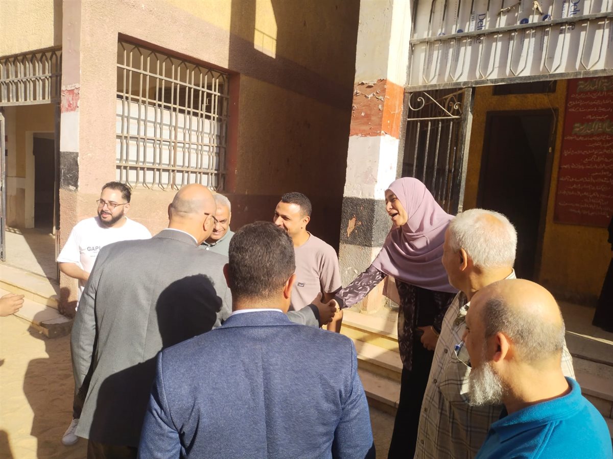 محافظ القليوبية يتابع انتظام الدراسة  ،فيتو