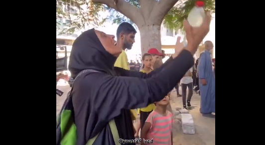 أم فلسطينية تصرخ لفقد أطفالها في غزة، فيتو