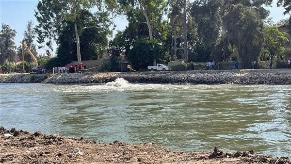 السيطرة على حادث كسر ماسورة غاز رئيسية ببحر مويس بنها،فيتو