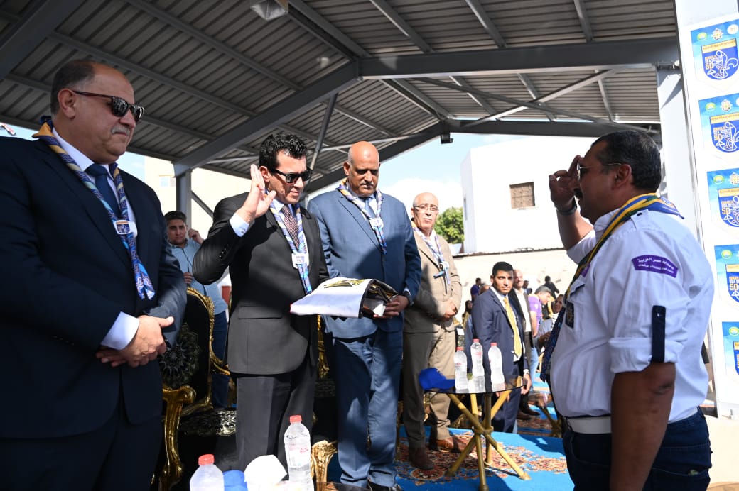 جانب من الافتتاح، فيتو