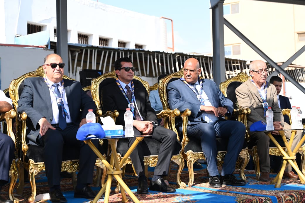 جانب من الافتتاح، فيتو