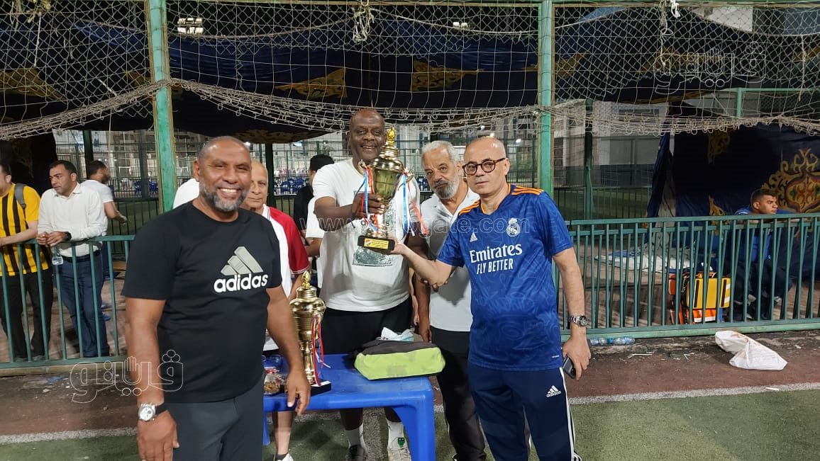 بطولة دوري الشركات، فيتو