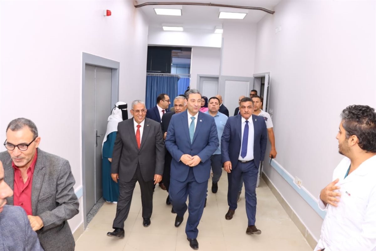 محافظ دمياط يضع حجر الأساس لسكن الطبيبات ويفتتح أقسام حديثة بمستشفى الأزهر الجامعي