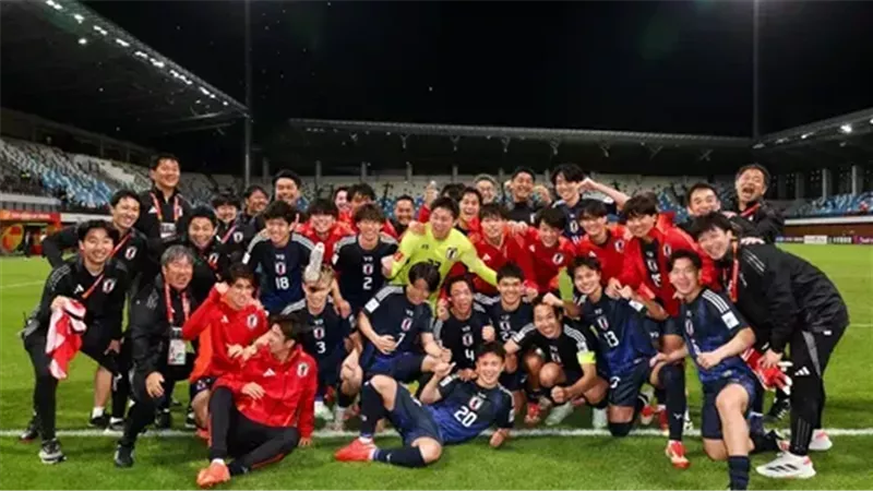 منتخب اليابان وصيف كاس آسيا، فيتو