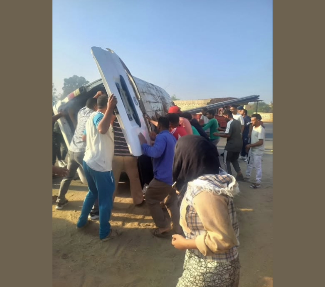 حادث مروع لإنقلاب سيارة ميكروباص بطريق الخطاطبة، فيتو