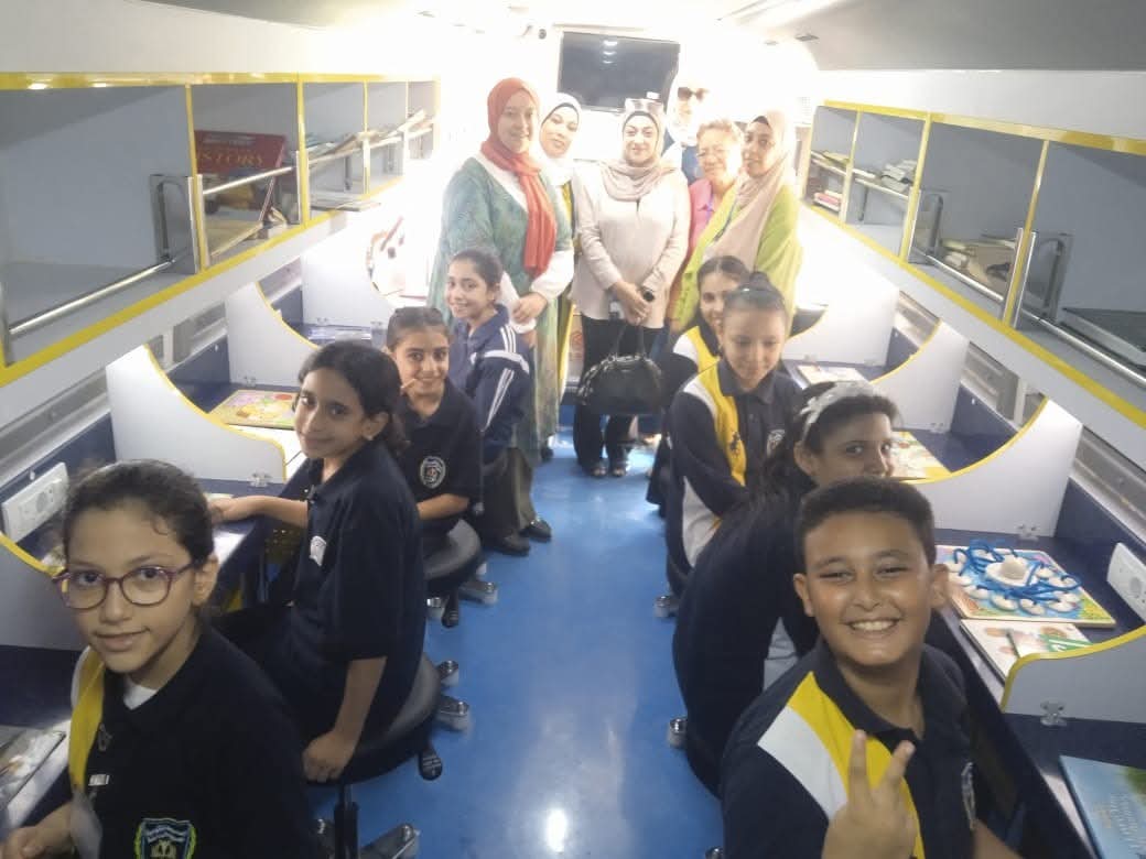 جانب من أنشطة المكتبة، فيتو