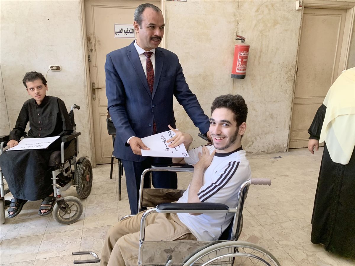 تسليم عقود عمل بالقطاع الخاص بالعاشر -فيتو