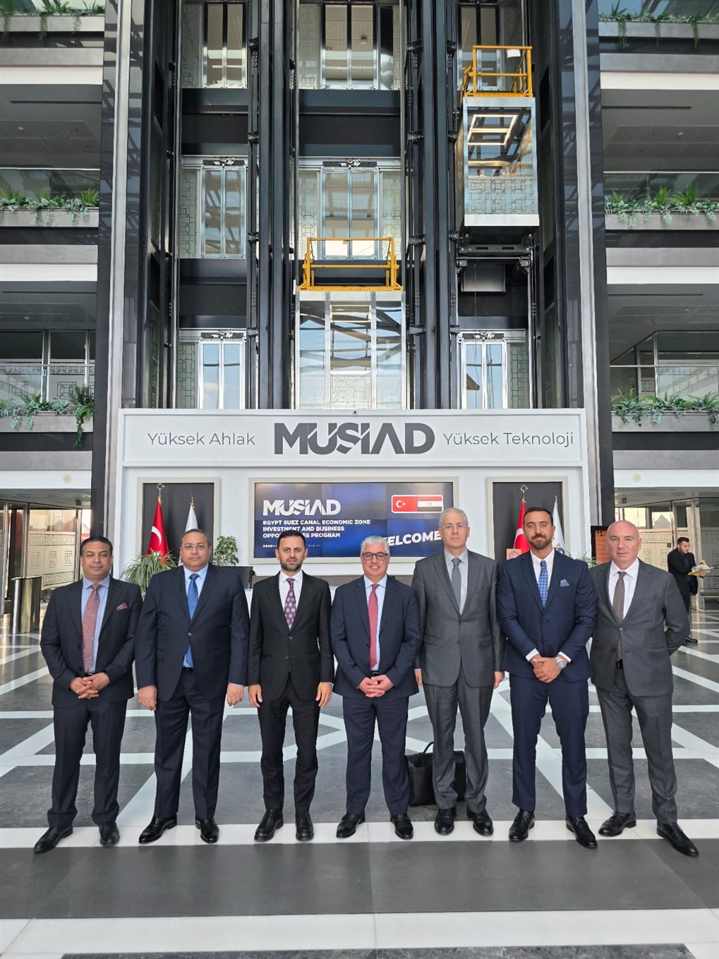 جانب من اللقاء، فيتو