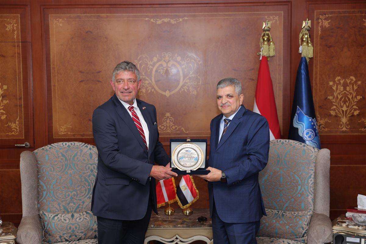 جانب من اللقاء، فيتو