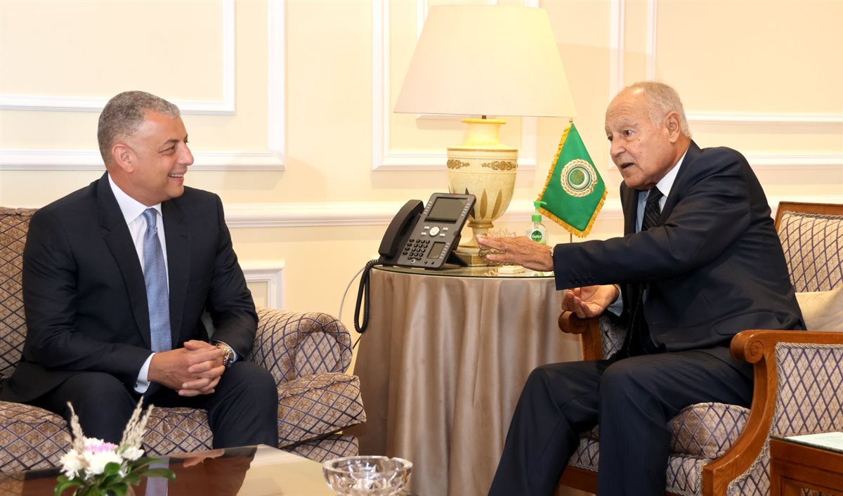 جانب من اللقاء، فيتو