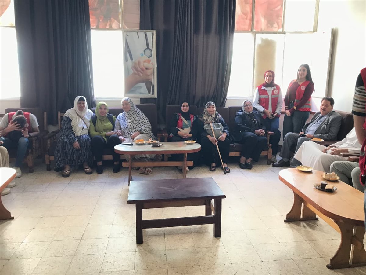 الهلال الأحمر بالقليوبية يحتفل باليوم العالمي للمسنين داخل دار مسنين بنها