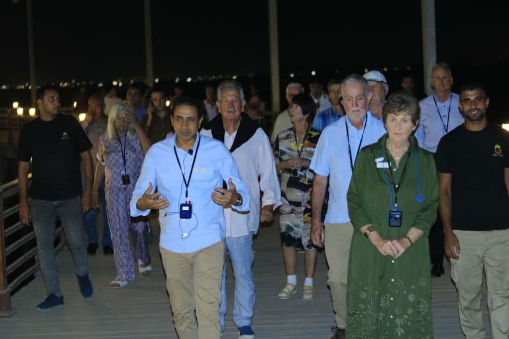 <strong>زيارة فوج سياحي أسترالي لممشى كورنيش بني سويف</strong>