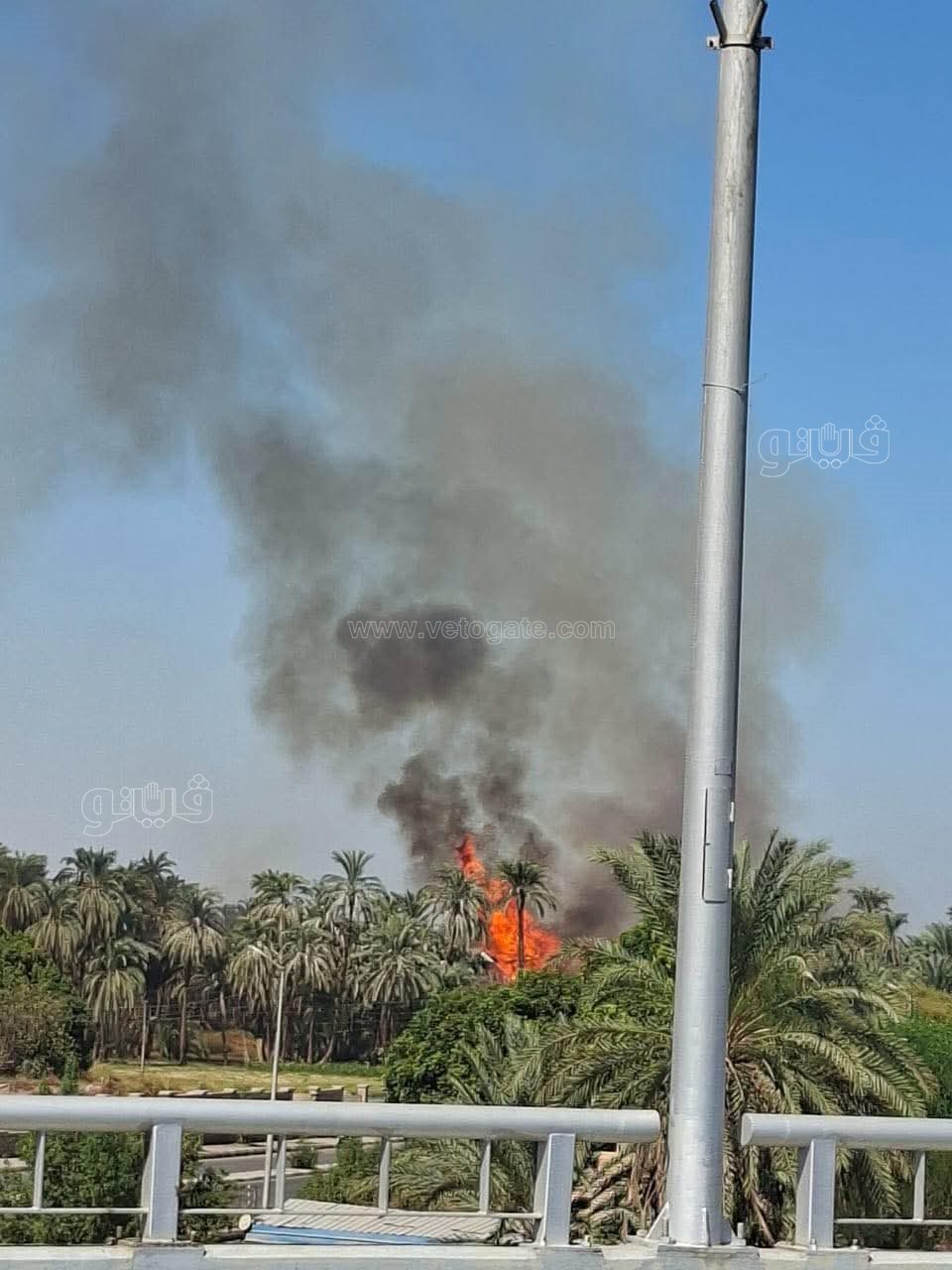 حريق محدود بمحيط معبد الكرنك بالأقصر