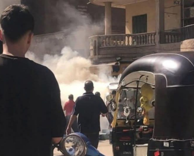 اندلاع حريق في سيارة مندوب مبيعات الغربية