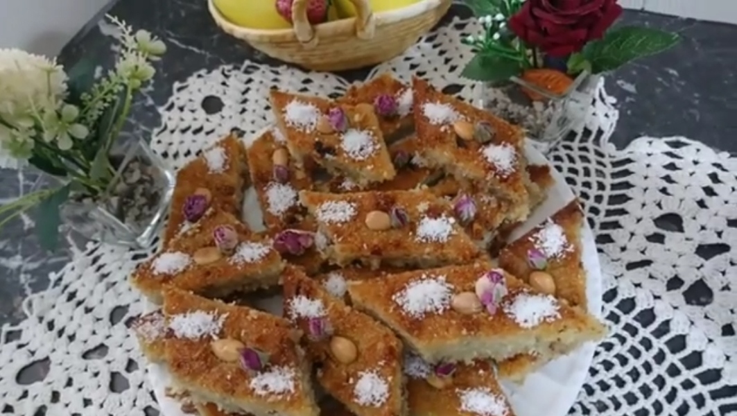 بسبوسة بالفواكه المجففة