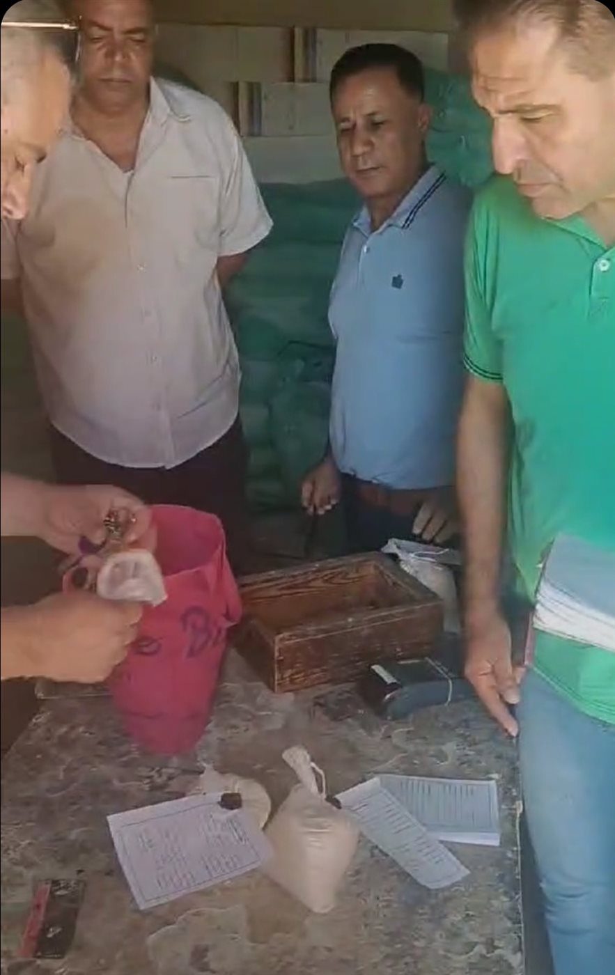 مدير تموين الإسماعيلية خلال فحص الشكوي، فيتو