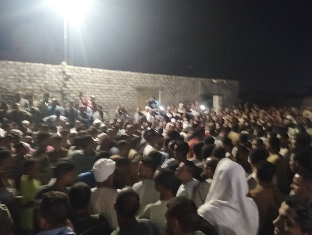 <strong>تشييع جثامين ضحايا حادث الأوسطي لمثواهم الأخير ببني سويف</strong>