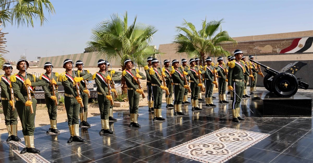 جانب من مراسم وضع الاكليل، فيتو