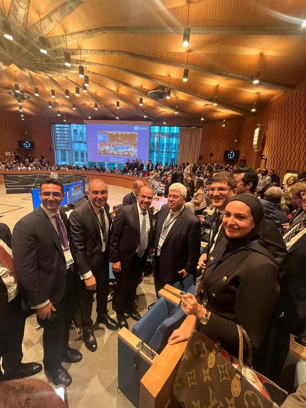 إعلان فوز العناني بمنصب مدير عام اليونسكو، فيتو